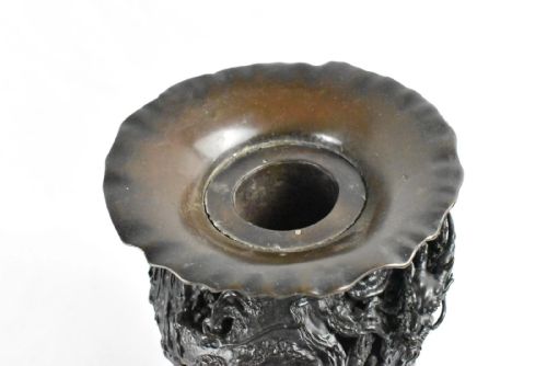 JAPANESE BRONZE DRAGON VASE WITH TWO DRAGON CANDLE HOLDER - ADDITIONAL PHOTO 17