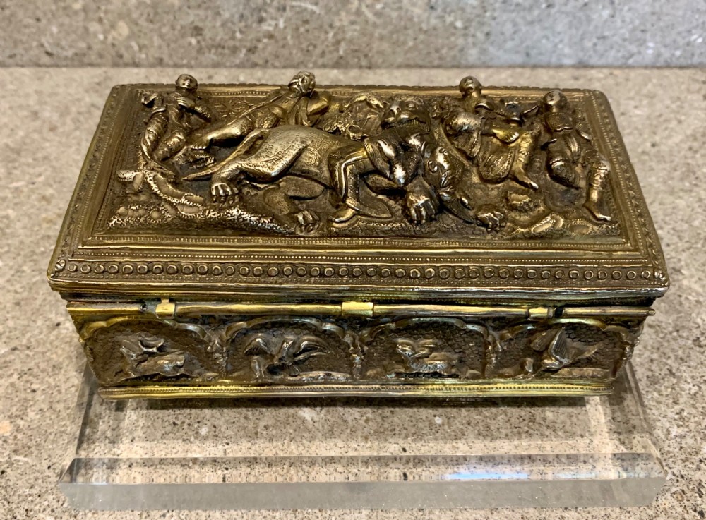 Superb Solid Silver Gilt Burmese High Relief Ceremonial Box C.1870 View IV