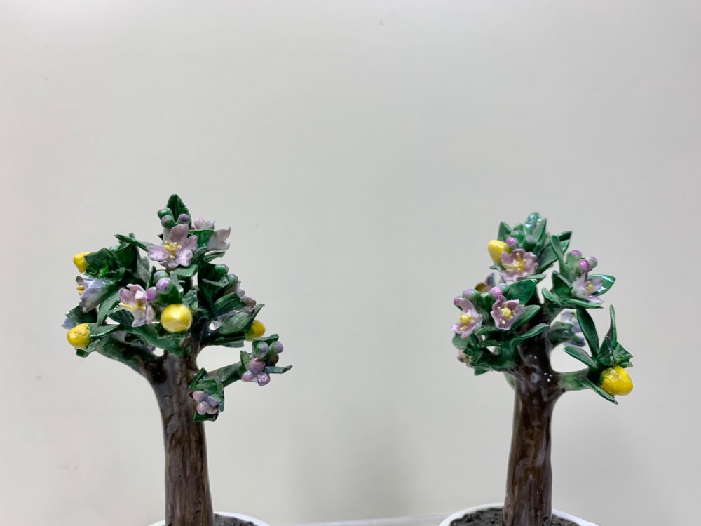 Rare pair Meissen Marcolini Lemon Trees in Tubs Circa 1790 Porcelain  View XI