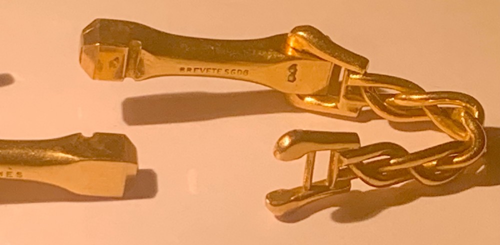Superb Pair Hermes Paris Mid Century stirrup cufflinks 18ct gold, Circa 1965 View VIII