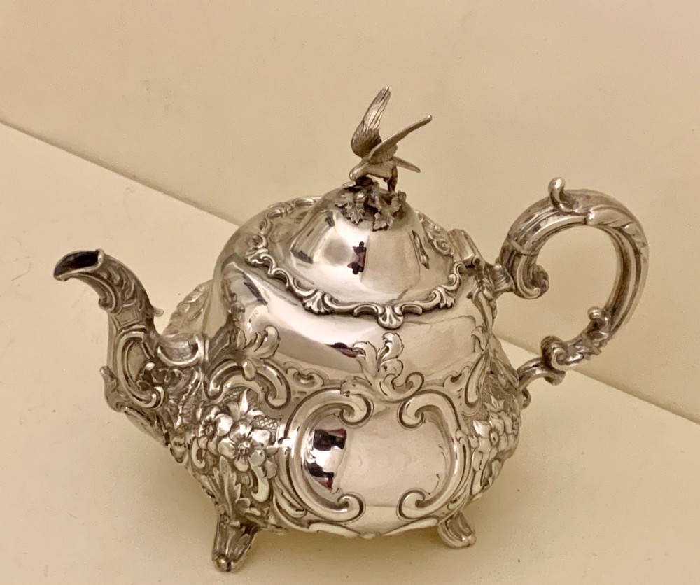 Victorian  sterling silver tea and coffee service A B Savory Sons (William Smiley) View XII