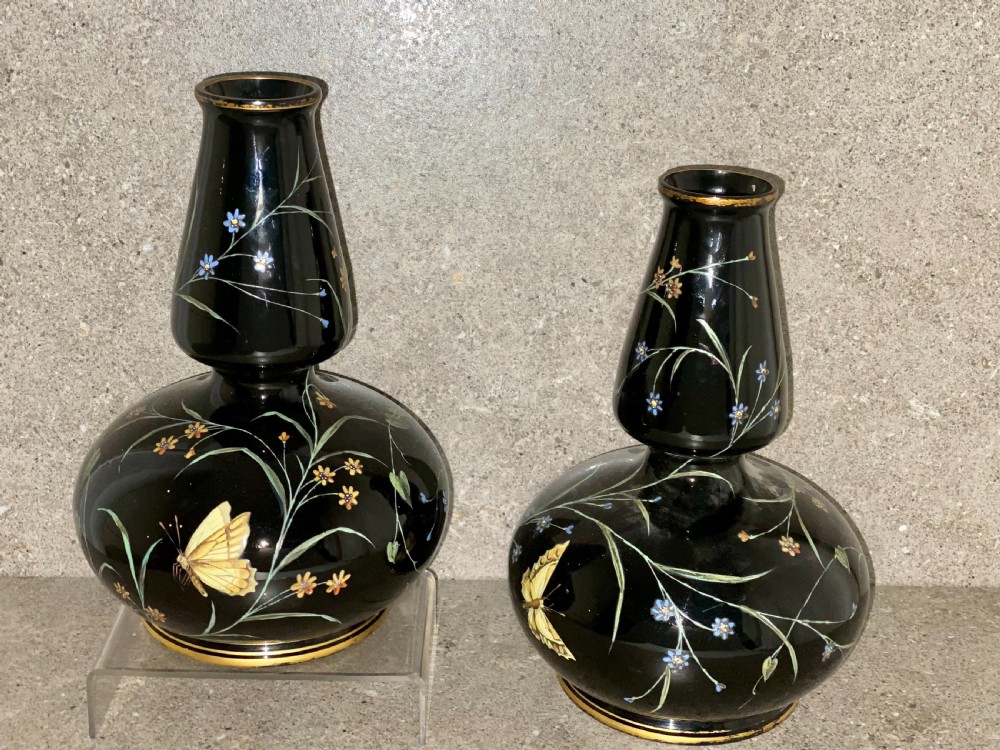 SUPERB PAIR OF VICTORIAN ENAMELLED BLACK GLASS VASES CIRCA 19TH CENTURY View VII
