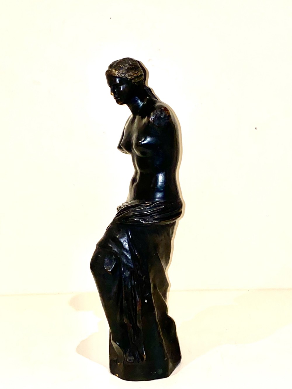 A French 19th Century Bronze Figure Of Venus De Milo View IV