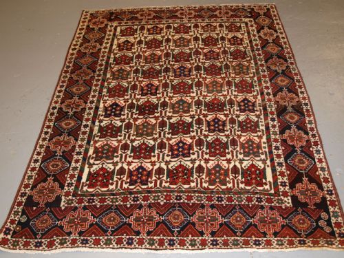 Old South Persian Afshar Rug, Superb Condition Excellent Furnishing Rug, Circa 1920.