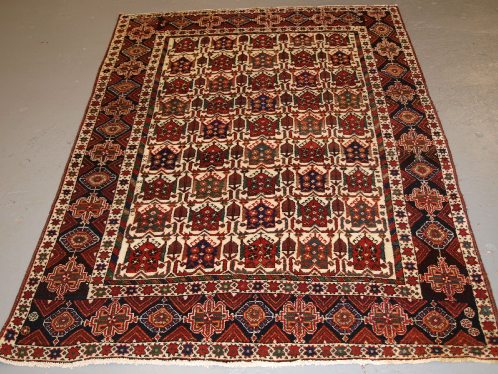 OLD SOUTH PERSIAN AFSHAR RUG, SUPERB CONDITION EXCELLENT FURNISHING RUG, CIRCA 1920.