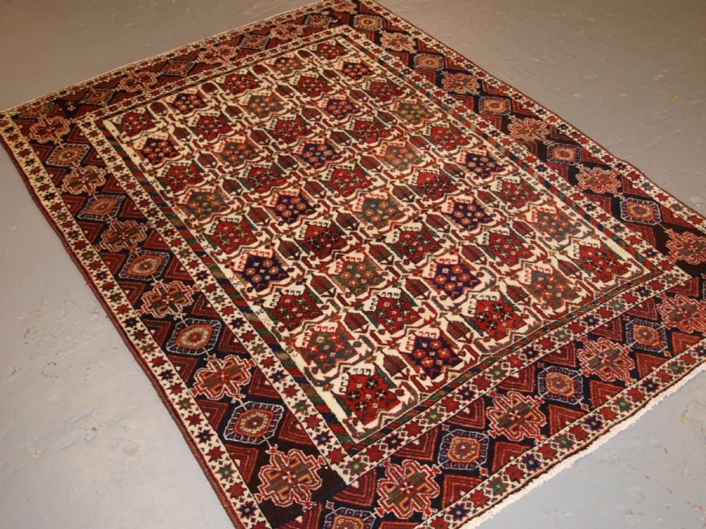 OLD SOUTH PERSIAN AFSHAR RUG, SUPERB CONDITION EXCELLENT FURNISHING RUG, CIRCA 1920. View II