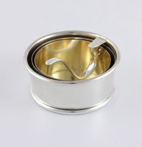 fig 1. American Sterling Silver Collapsible Cup.