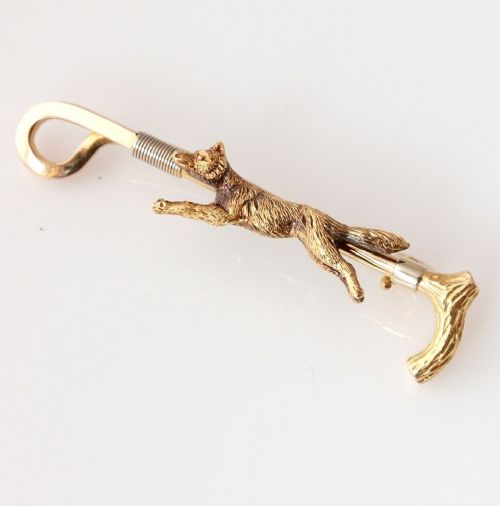 15ct Gold Running Fox Riding Crop Brooch Tie Pin