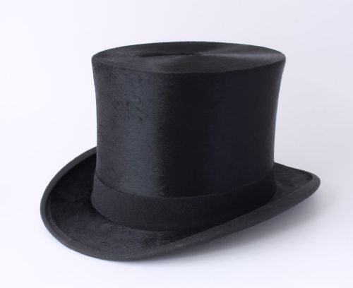 fig 1. Superfine London Black Plush Silk Top Hat In Box. Large UK 7. USA 7 1/8.