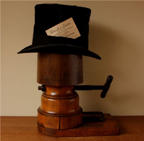 fig 1. Milliner's Hat Sizer & Stretcher.