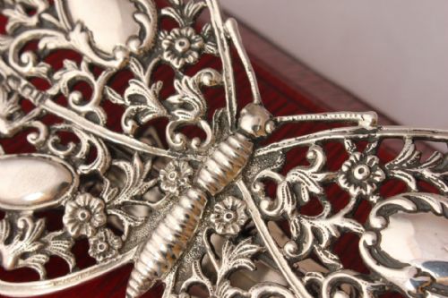 VICTORIAN SILVER BUTTERFLY NOVELTY STATIONERY PAPER CLIP 1895 HINGED DESK TIDY - ADDITIONAL PHOTO 2