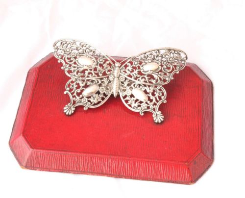 VICTORIAN SILVER BUTTERFLY NOVELTY STATIONERY PAPER CLIP 1895 HINGED DESK TIDY - ADDITIONAL PHOTO 5