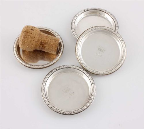 SET OF 4 SILVER PIN DISHES MONOGRAM ROYAL CROWN M SMALL COASTERS 1954 - ADDITIONAL PHOTO 12