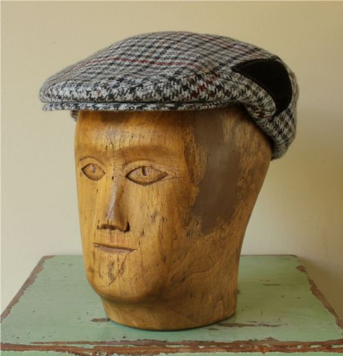 WOOD HEAD FACE HAT BLOCK ANTIQUE FRENCH MILLINERS MANNEQUIN WIG DISPLAY - ADDITIONAL PHOTO 2