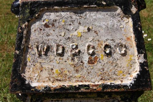 TWO CAST IRON WEYMOUTH DORCHESTER GOLF CLUB HOLE MARKERS PLANTERS C1893 - ADDITIONAL PHOTO 13