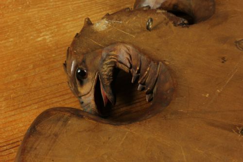 ANTIQUE EAGLE WALL MIRROR BLACK FOREST WOOD CARVED BIRD OF PREY MIRROR - ADDITIONAL PHOTO 18