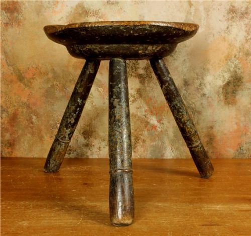 ANTIQUE WELSH MILKING STOOL CHEESE TOP COUNTRY FURNITURE - ADDITIONAL PHOTO 1