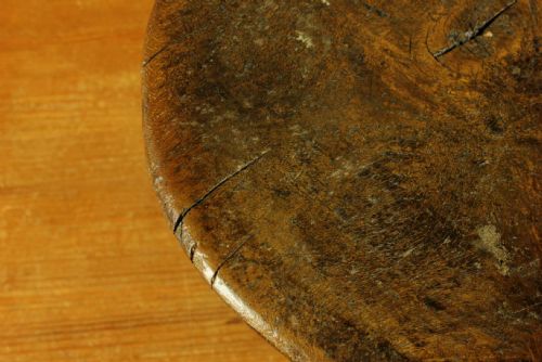 ANTIQUE WELSH MILKING STOOL CHEESE TOP COUNTRY FURNITURE - ADDITIONAL PHOTO 9