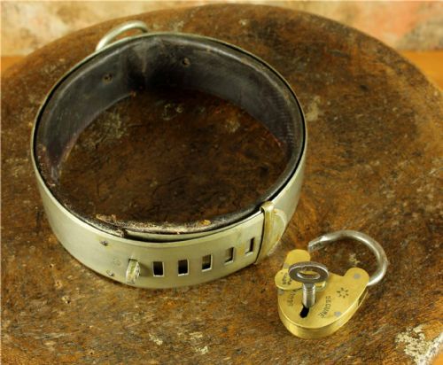 ANTIQUE FRENCH SILVER PLATE LEATHER DOG COLLAR PADLOCK 19TH CENTURY