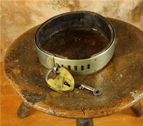 ANTIQUE FRENCH SILVER PLATE LEATHER DOG COLLAR PADLOCK 19TH CENTURY - ADDITIONAL PHOTO 3
