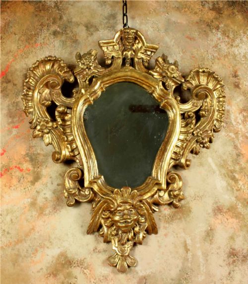 18TH CENTURY ROCOCO GILTWOOD WALL MIRROR DECORATIVE MASK GOLD MIRROR