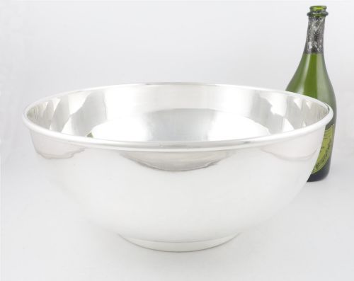 Large Silver Plated Champagne Bottle Cooler Bowl. Wine Punch Ice Bucket.