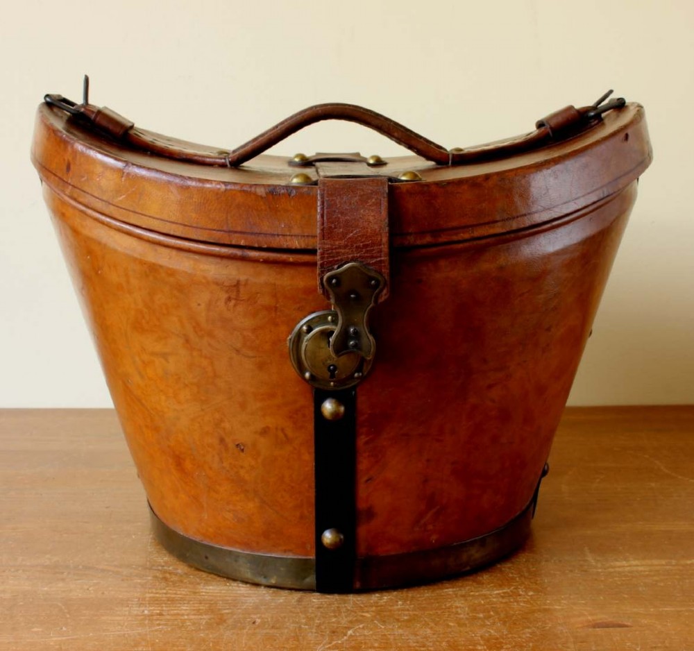 French Leather Top Hat Carry Case. G Menard. Paris.
