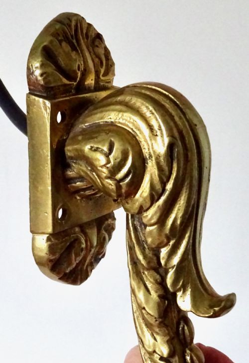 fig 2. A PAIR OF SMALL BRASS WALL LIGHTS