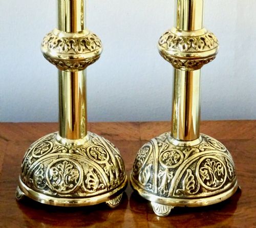 fig 1. PAIR EARLY 20thC BRASS CANDLESTICKS