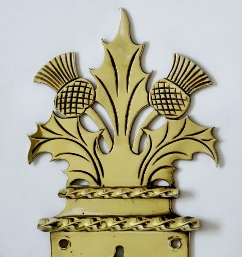 fig 1. PAIR WALL LIGHTS WITH THISTLES AND CROWN