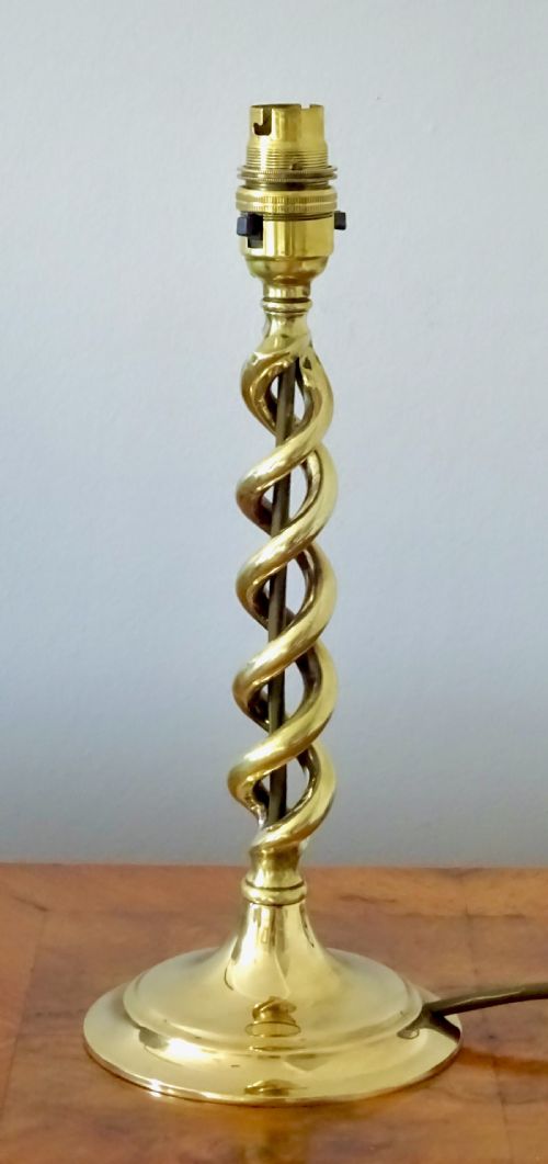 Open Twist Brass Table Lamp