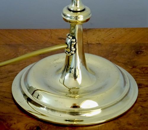 fig 1. VICTORIAN GAS TABLE LAMP