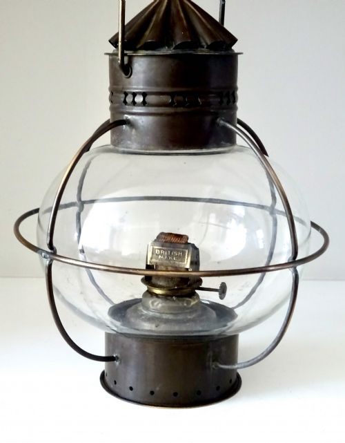 fig 1. SHIP'S 'ONION' OIL LANTERN
