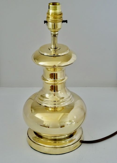 fig 1. EDWARDIAN ROUNDED BRASS TABLE LAMP