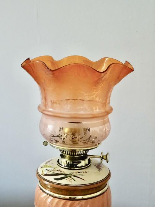 fig 2. VICTORIAN OIL LAMP WITH ORIGINAL GLASS SHADE
