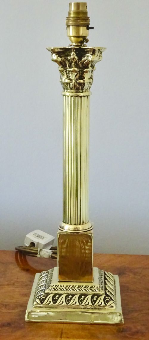 Vict Corinthian Column  Table Lamp
