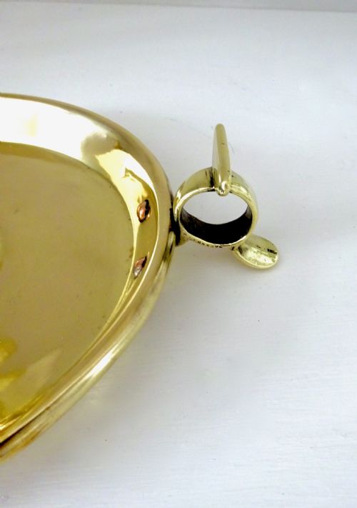 C 1900 TWISTED BRASS CANDLESTICK ON FITTED BASE - ADDITIONAL PHOTO 1