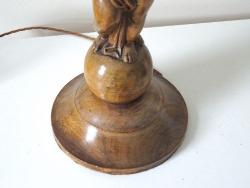 TALL OAK CHERUB TABLE LAMP - ADDITIONAL PHOTO 5