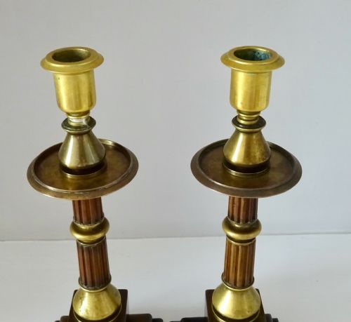 C1910 BRONZE AND BRASS CANDLESTICKS - ADDITIONAL PHOTO 1