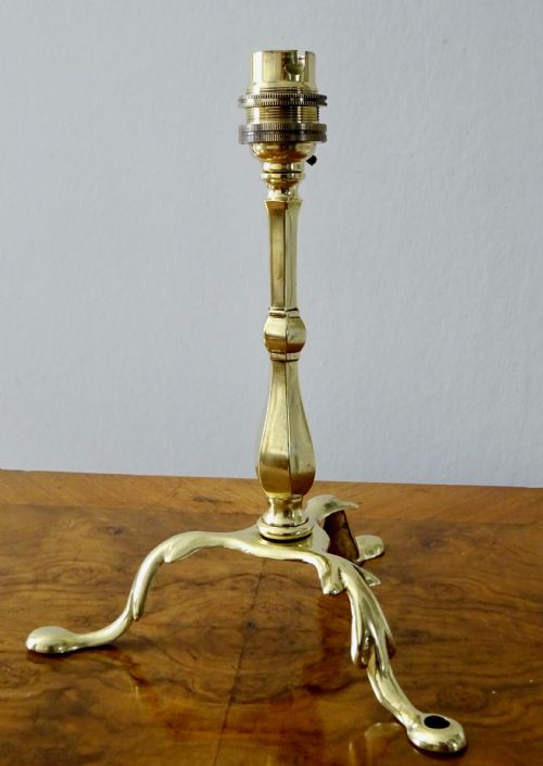 fig 1. BRASS PULLMAN LAMP