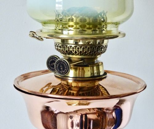 1910 A BENSON OIL LAMP WITH ORIGINAL VASELINE GLASS SHADE - ADDITIONAL PHOTO 1