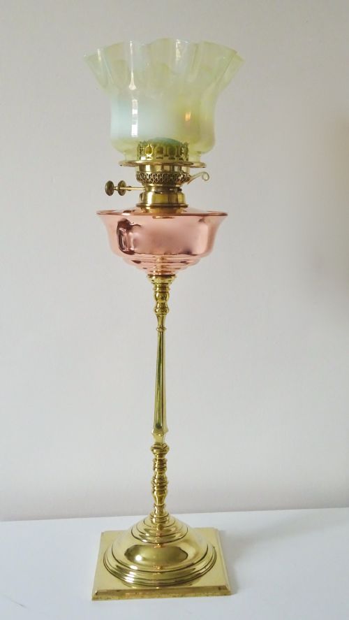 1910 A BENSON OIL LAMP WITH ORIGINAL VASELINE GLASS SHADE - ADDITIONAL PHOTO 6