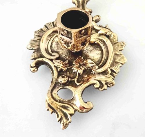 C18601900 A BRONZE CHAMBERSTICK - ADDITIONAL PHOTO 1