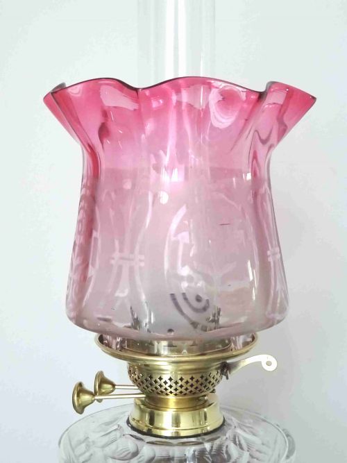 C1900 AN OIL LAMP WITH CRANBERRY GLASS SHADE - ADDITIONAL PHOTO 9