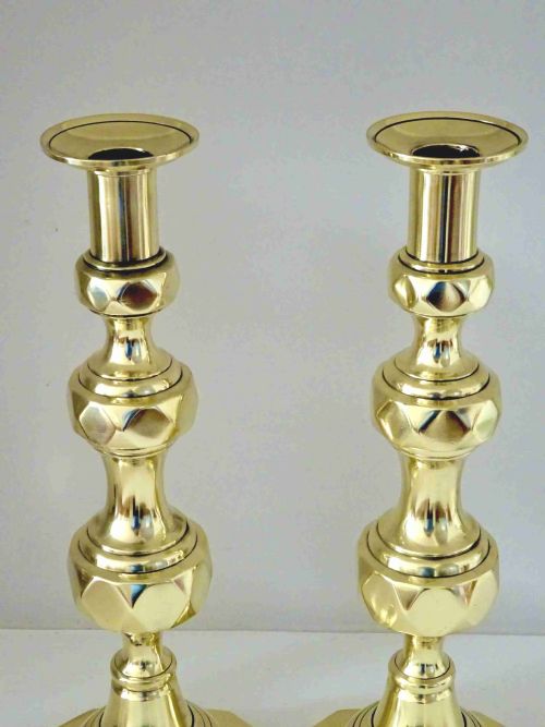 18601900 PAIR FINE QUALITY CANDLESTICKS - ADDITIONAL PHOTO 2
