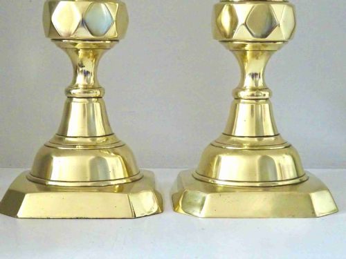18601900 PAIR FINE QUALITY CANDLESTICKS - ADDITIONAL PHOTO 4