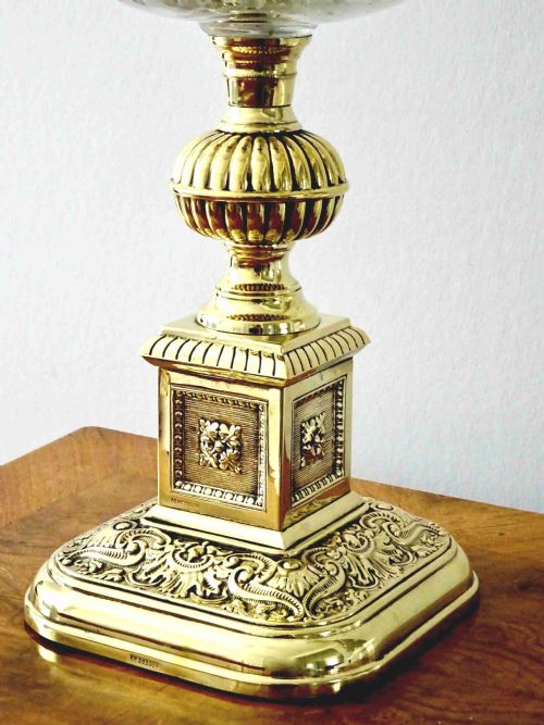 fig 1. 1897-1899 - OIL LAMP WITH ORIGINAL SHADE