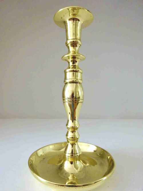 19001920 SOLID BRASS CANDLESTICK ON FITTED BASE - ADDITIONAL PHOTO 1