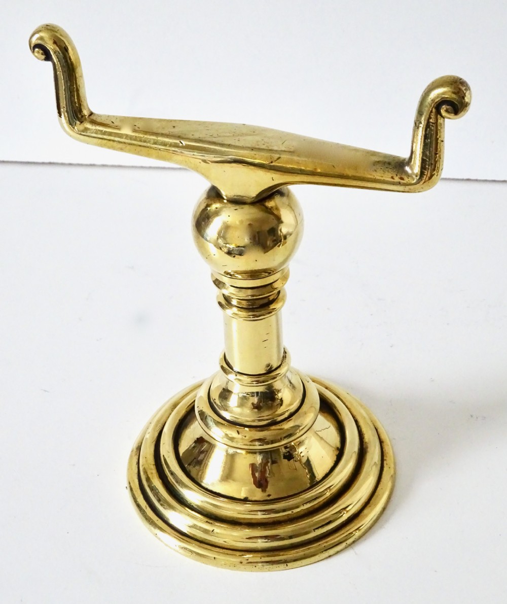 A PAIR OF HEAVY, SOLID BRASS FIRE DOGS View IV
