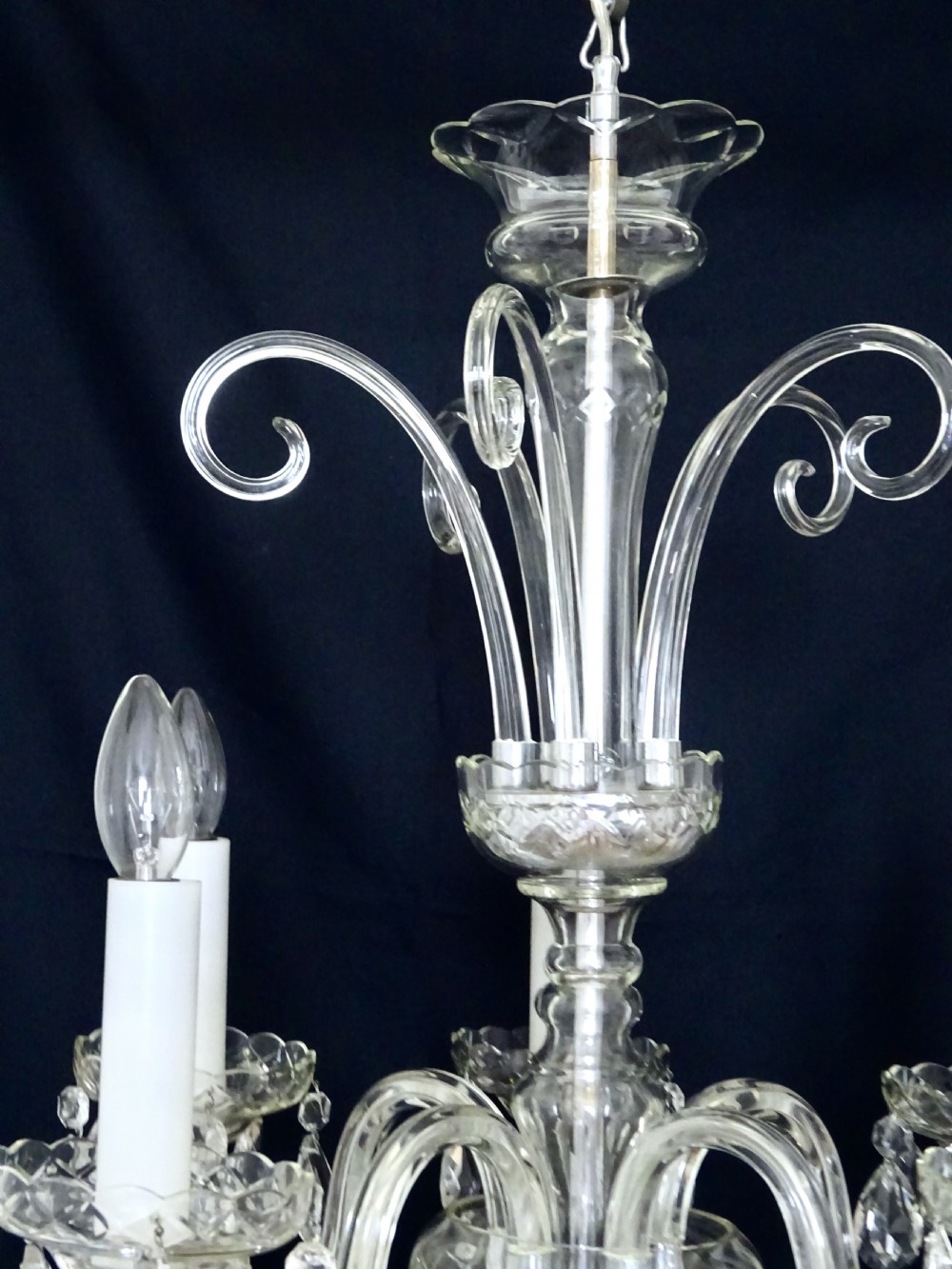 FIVE ARM GLASS CHANDELIER View VII